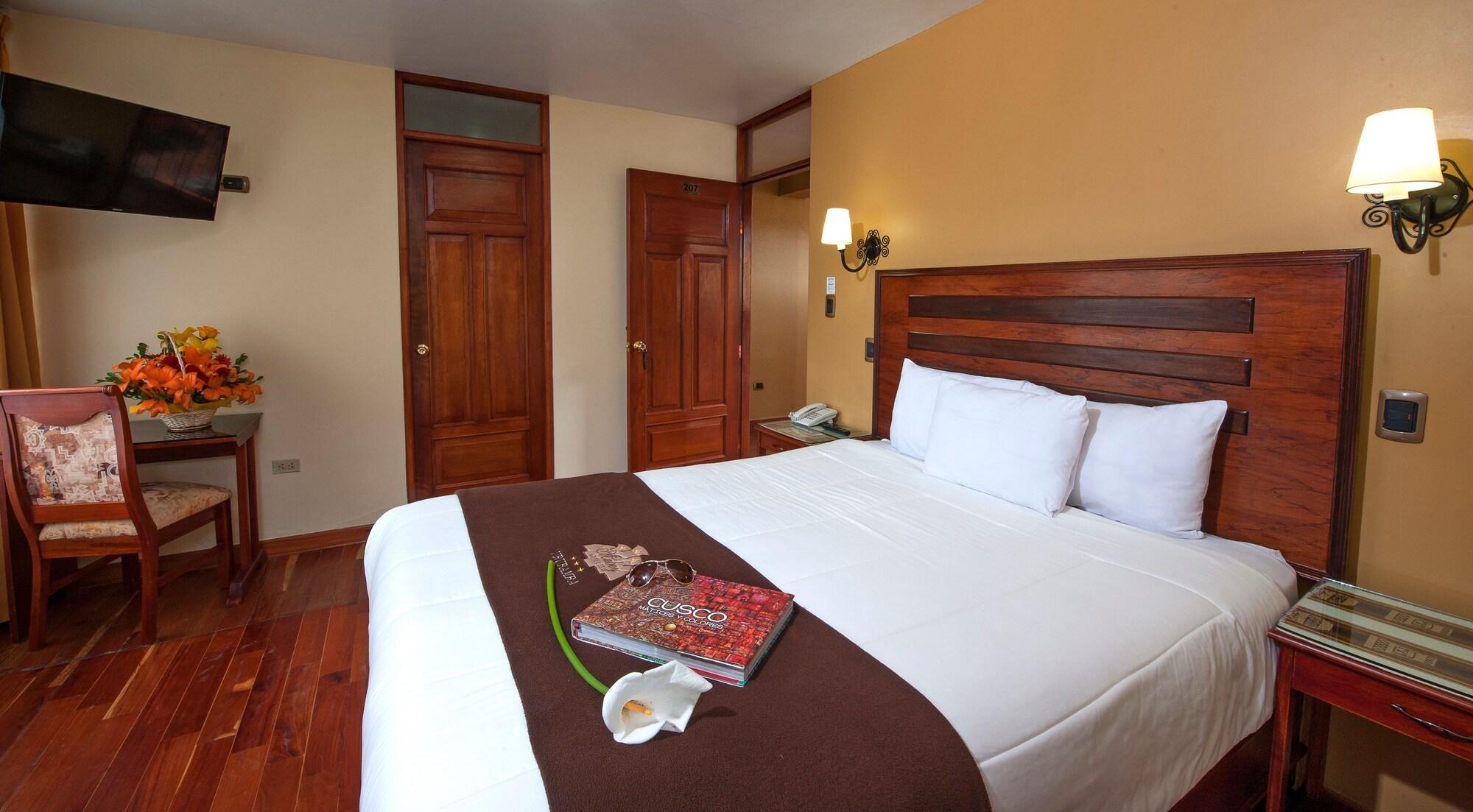 Hotel Mabey Urubamba Exterior photo
