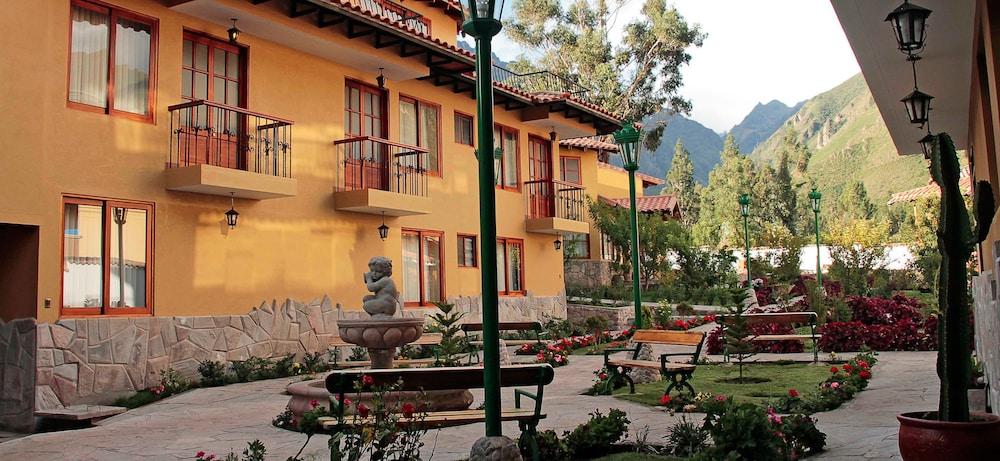 Hotel Mabey Urubamba Exterior photo