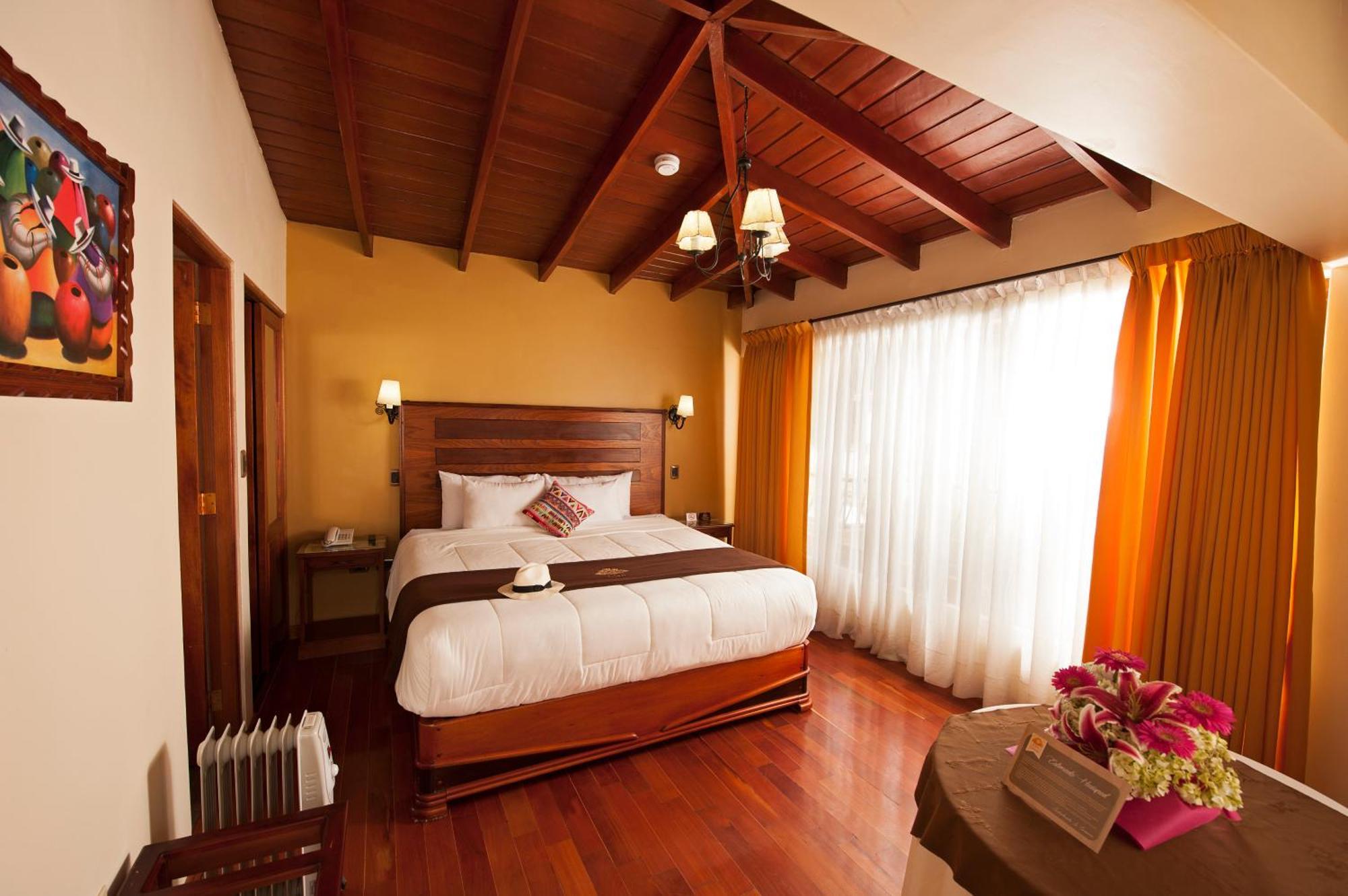 Hotel Mabey Urubamba Exterior photo